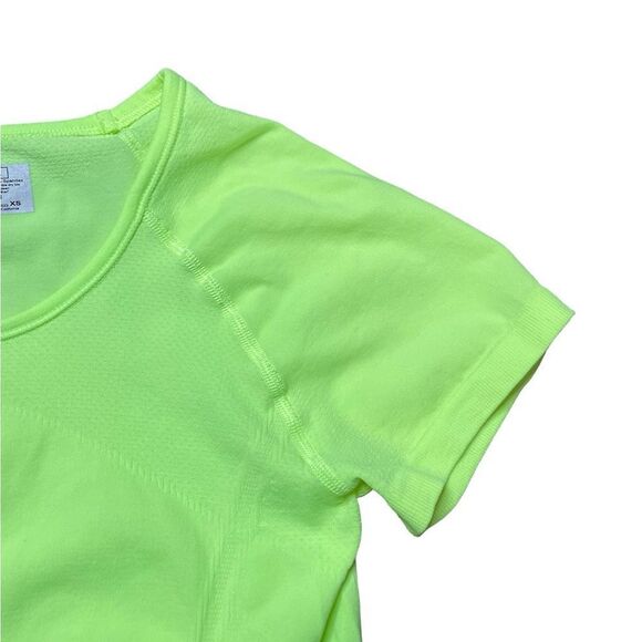 ATHLETA FASTEST TRACK T-SHIRT NEON LIME SIZE XS - Picture 3 of 5